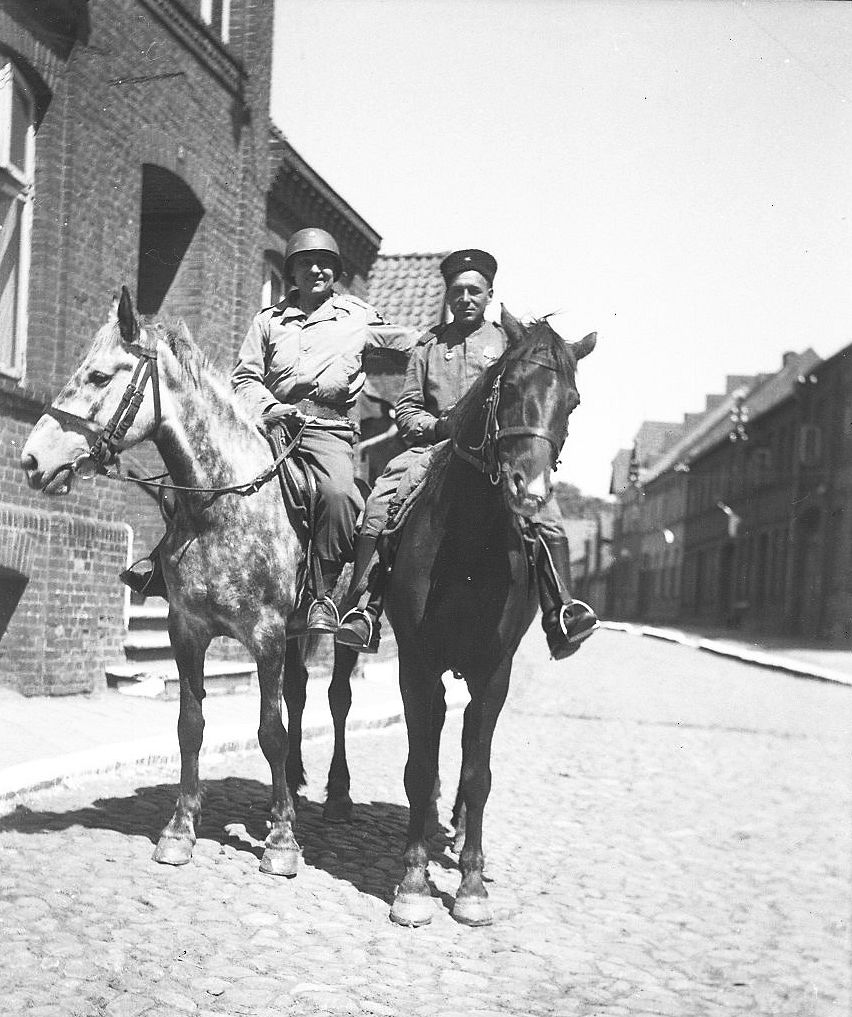 two army horsemen.jpg